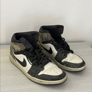 Nike Air Jordan 1 Mid Camo Sneakers